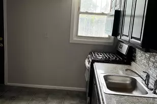 710 Girard St NW, Washington, DC 20001 - Photo 5