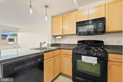 800 4th Street SW #S513, Washington, DC 20024 - Photo 5