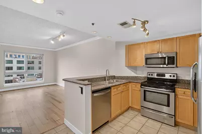 777 7th Street NW #716, Washington, DC 20001 - Photo 3