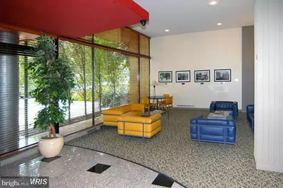 1711 Massachusetts Avenue NW #412, Washington, DC 20036 - Photo 3