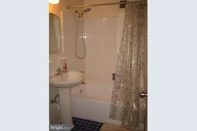 1711 Massachusetts Avenue NW #412, Washington, DC 20036 - Photo 13