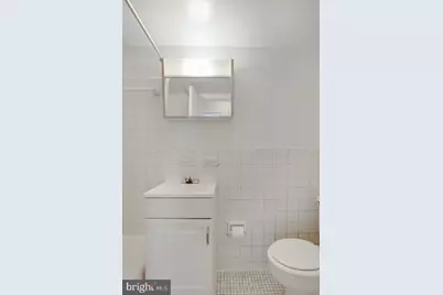 229 43rd Road NE, Washington, DC 20019 - Photo 7