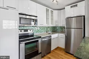 1325 18th St NW, Washington, DC 20036 - Photo 11