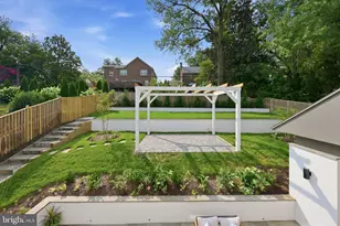 7049 Western Ave NW, Washington, DC 20015 - Photo 41