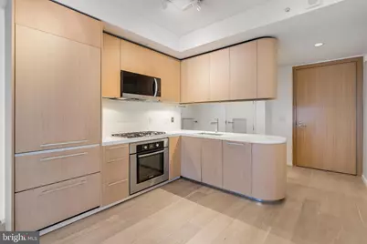 920 I Street NW #812, Washington, DC 20001 - Photo 3