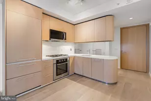 920 I St NW, Washington, DC 20001 - Photo 3