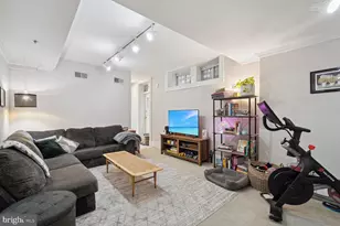 1736 18th St NW, Washington, DC 20009 - Photo 3