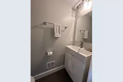 1914 D Street NE, Washington, DC 20002 - Photo 11