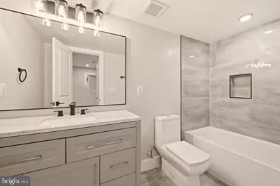 724 Rock Creek Church Road NW #B, Washington, DC 20010 - Photo 5