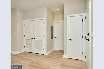 1016 17th Place NE #203, Washington, DC 20002 - Photo 13
