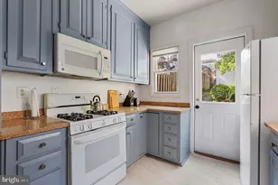 1660 Irving St NW, Washington, DC 20010 - Photo 7
