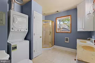 1660 Irving St NW, Washington, DC 20010 - Photo 31