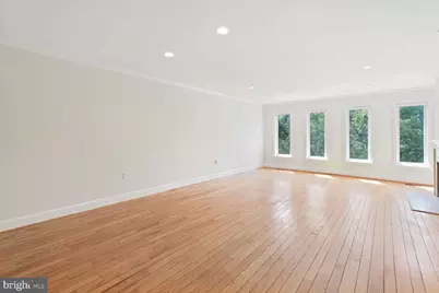 4375 Embassy Park Drive NW, Washington, DC 20016 - Photo 5