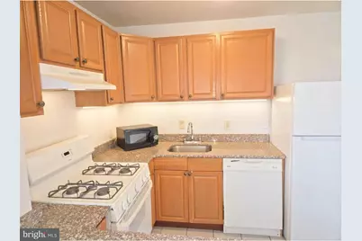 1260 21st Street NW #913, Washington, DC 20036 - Photo 7