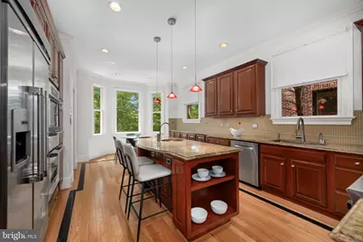 4561 Macarthur Boulevard NW, Washington, DC 20007 - Photo 11