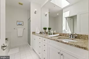 526 13th St SE, Washington, DC 20003 - Photo 27