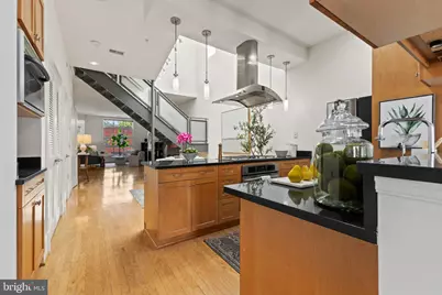 526 13th Street SE #B, Washington, DC 20003 - Photo 11