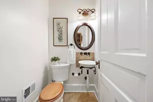 1813 Riggs Pl NW, Washington, DC 20009 - Photo 19