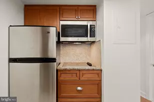 1080 Wisconsin Ave NW, Washington, DC 20007 - Photo 11