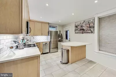 210 8th Street SE, Washington, DC 20003 - Photo 35