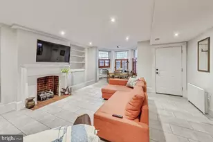 210 8th St SE, Washington, DC 20003 - Photo 37