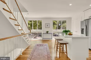 319 I St SW, Washington, DC 20024 - Photo 7