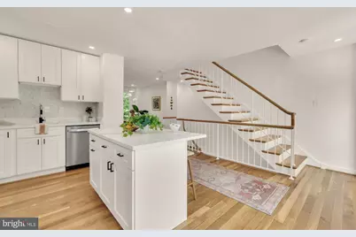 319 I Street SW #200, Washington, DC 20024 - Photo 3