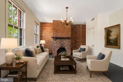 601 E Street SE, Washington, DC 20003 - Photo 3