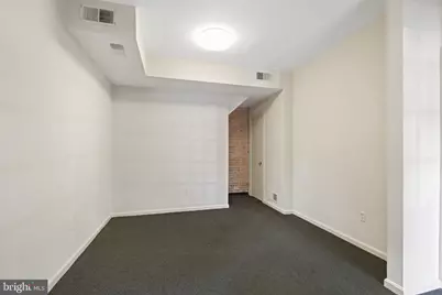 601 E Street SE, Washington, DC 20003 - Photo 9