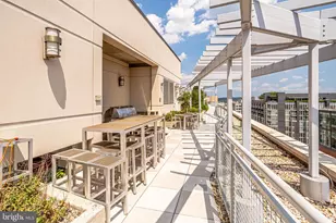 1025 1st St SE, Washington, DC 20003 - Photo 17