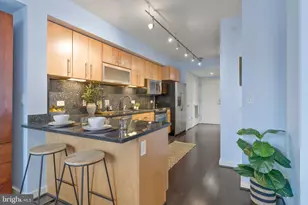 1025 1st St SE, Washington, DC 20003 - Photo 3