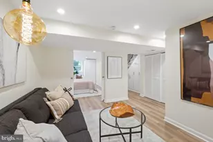 817 20th St NE, Washington, DC 20002 - Photo 25