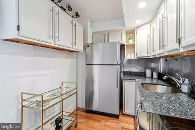 1325 18th Street NW #1007, Washington, DC 20036 - Photo 15