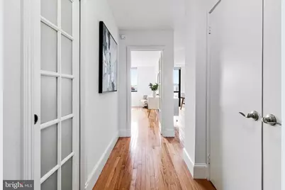 1325 18th Street NW #1007, Washington, DC 20036 - Photo 3