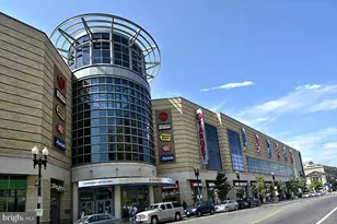 1317 Harvard St NW, Washington, DC 20009 - Photo 27