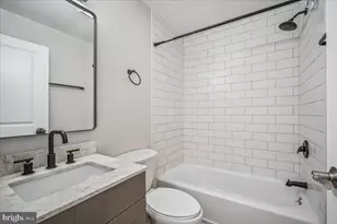 1317 Harvard St NW, Washington, DC 20009 - Photo 19