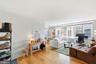 1545 18th St NW, Washington, DC 20036 - Photo 7