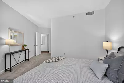 400 Massachusetts Avenue NW #711, Washington, DC 20001 - Photo 11