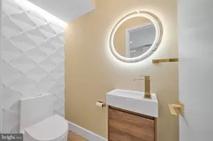 1845 Corcoran St NE, Washington, DC 20009 - Photo 9