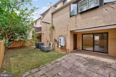 2747 31st Place NE #2747, Washington, DC 20018 - Photo 15