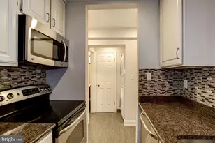 2022 N St NW, Washington, DC 20036 - Photo 9