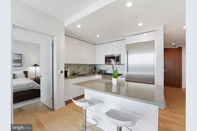 45 Sutton Square SW #702, Washington, DC 20024 - Photo 9