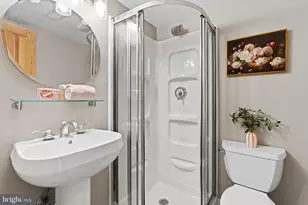 70 Rhode Island Ave NW, Washington, DC 20001 - Photo 35