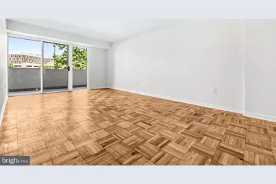 700 7th Street SW #126, Washington, DC 20024 - Photo 5