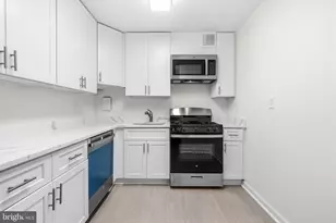 700 7th Street SW, Washington, DC 20024 - Photo 9