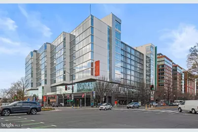700 7th Street SW #126, Washington, DC 20024 - Photo 25