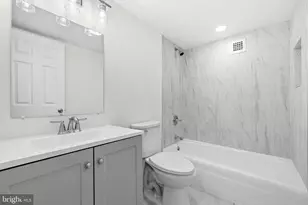 700 7th Street SW, Washington, DC 20024 - Photo 15