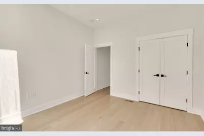 330 16th Street SE #2, Washington, DC 20003 - Photo 27