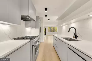 330 16th St SE, Washington, DC 20003 - Photo 1