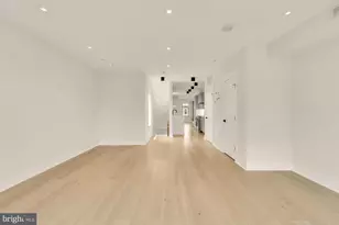 330 16th St SE, Washington, DC 20003 - Photo 15